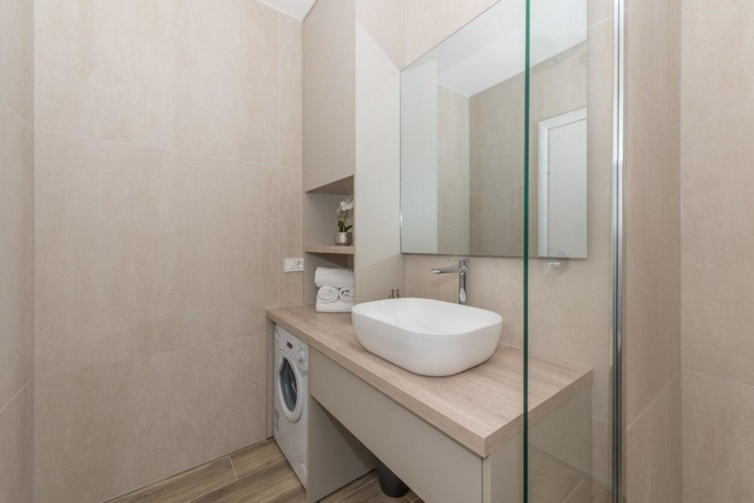 Apartments Mari - 40M From The Beach 马卡尔斯卡 外观 照片